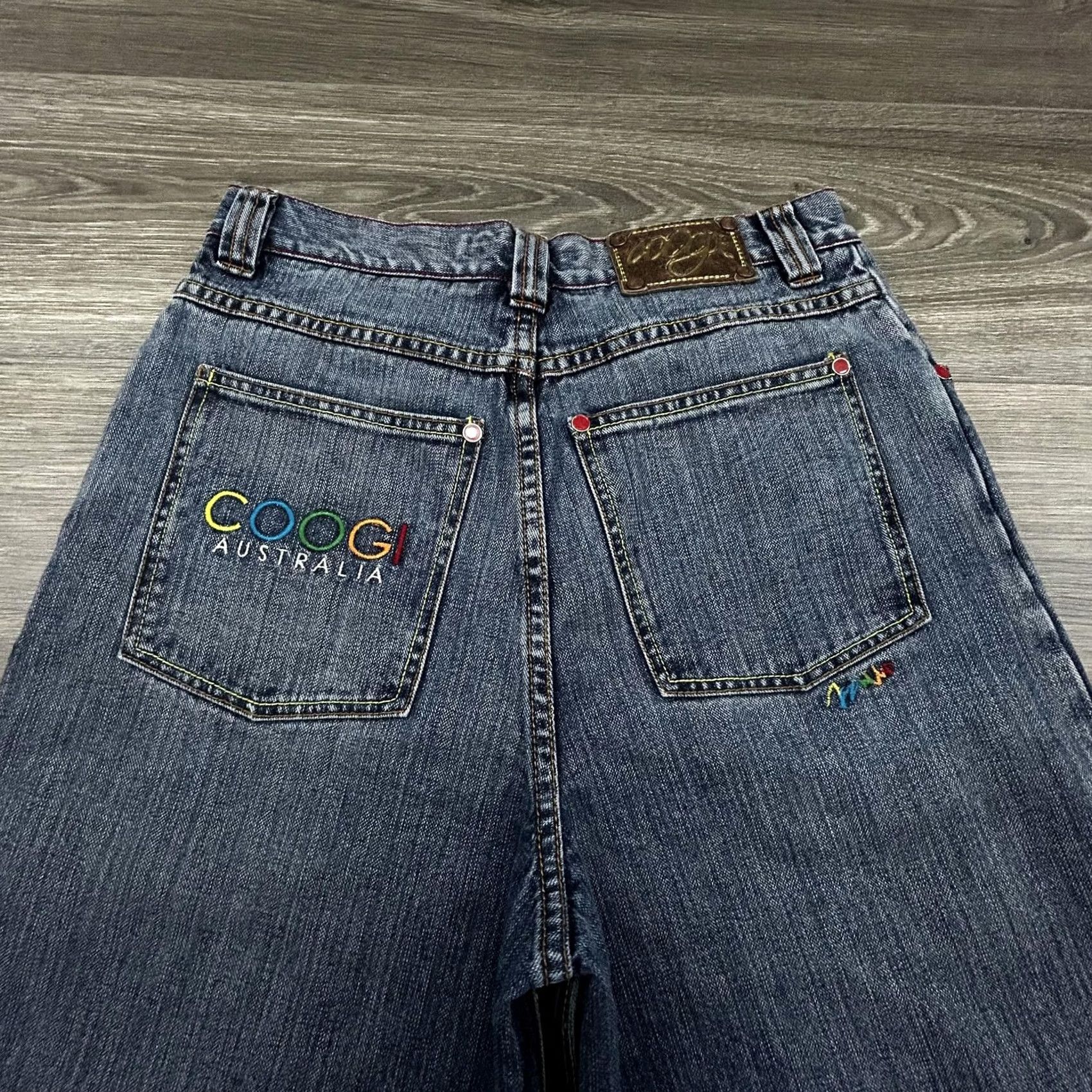 Coogi VINTAGE Coogi Jeans 30x31 Blue Relaxed Wide-Leg Logo Y2K RARE Mens Jeans Size US 30 / EU 46 - 6 Thumbnail