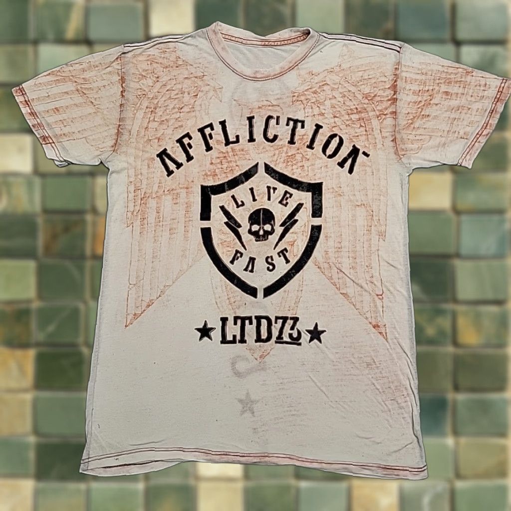 Affliction VINTAGE Affliction Shirt Mens M Live Fast Burnout Grunge Skull Wings Biker Tee Size US M / EU 48-50 / 2 - 1 Thumbnail