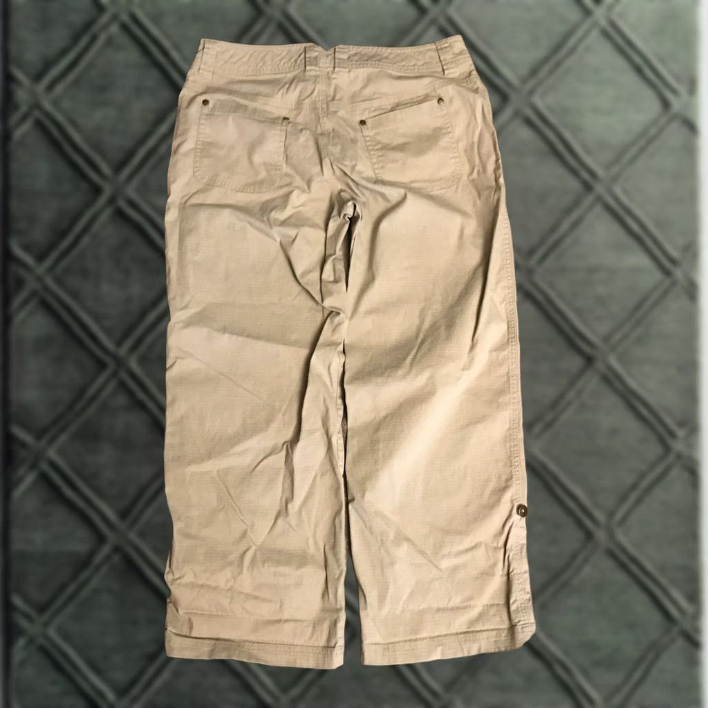 Vintage Relativity Capri Pants Womens Petite 12P Tan Khaki Pockets Casual 208 Size 34" / US 12 / IT 48 - 1 Thumbnail