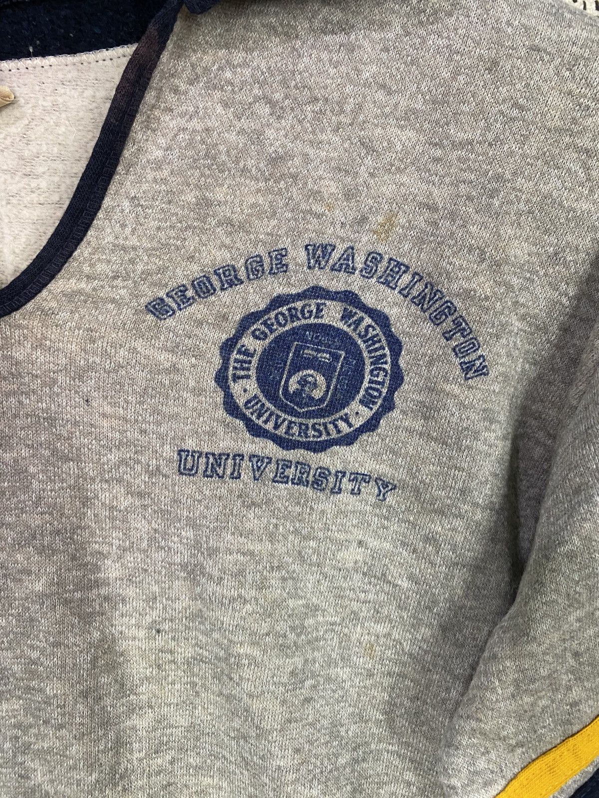 Champion Vintage 80s GEORGE WASHINGTON UNIVERSITY champion sweatshirt Size US XL / EU 56 / 4 - 12 Thumbnail