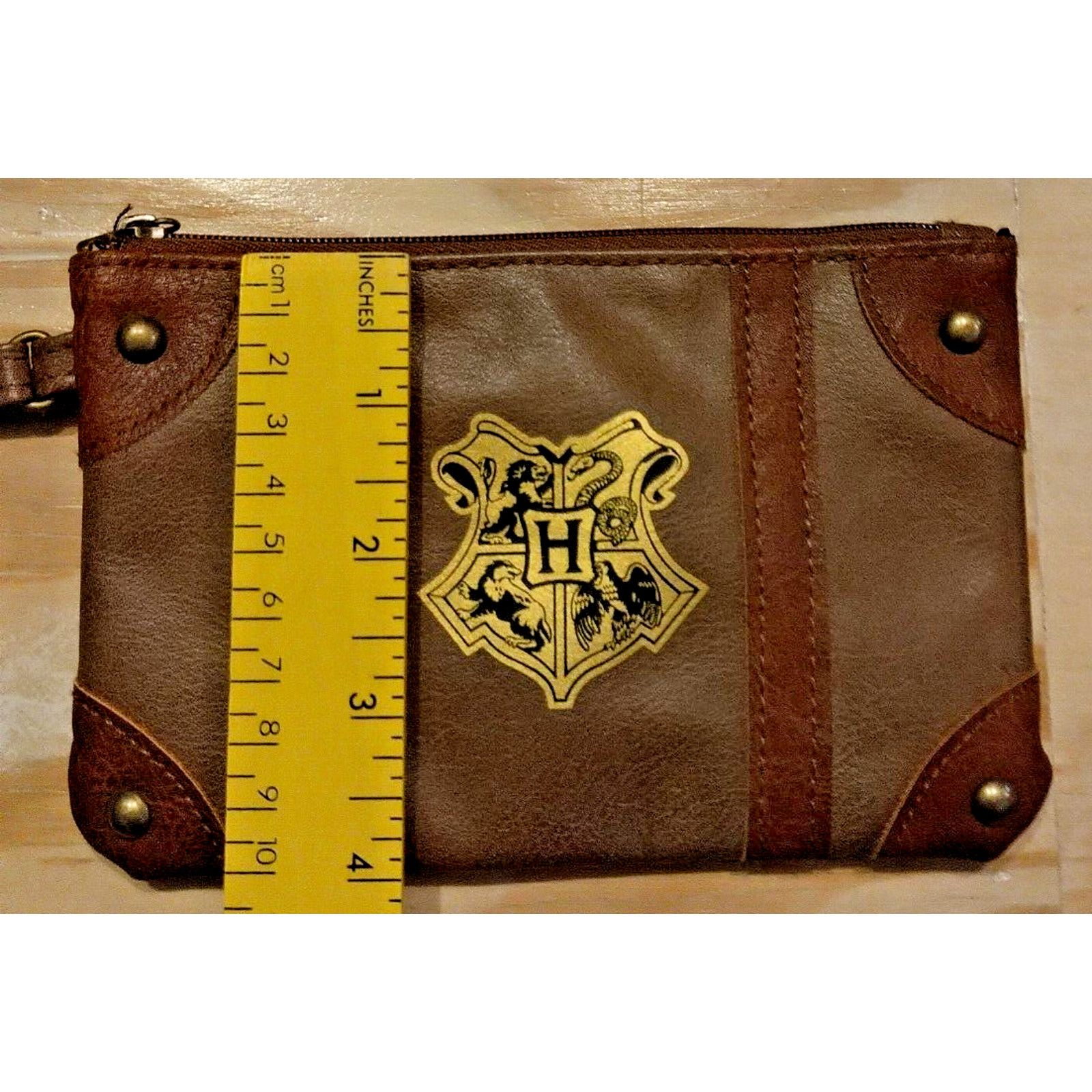 Warner Bros Harry Potter Wristlet Logo 4x6 Warner Bros. Wizarding World Size ONE SIZE - 2 Thumbnail