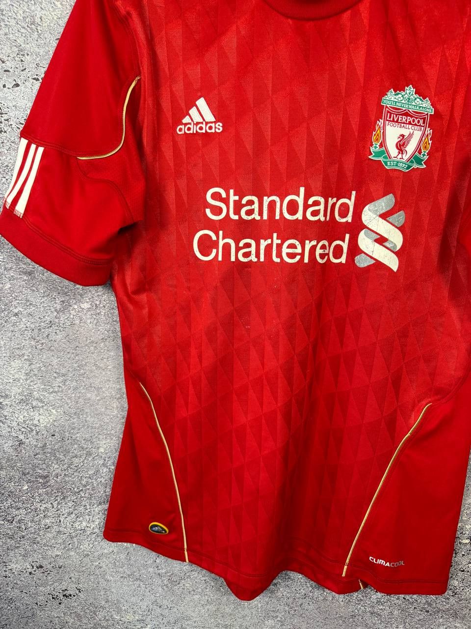 Adidas × Vintage Vintage Liverpool 2010/11 Adidas Soccer Jersey Medium Size US M / EU 48-50 / 2 - 4 Thumbnail