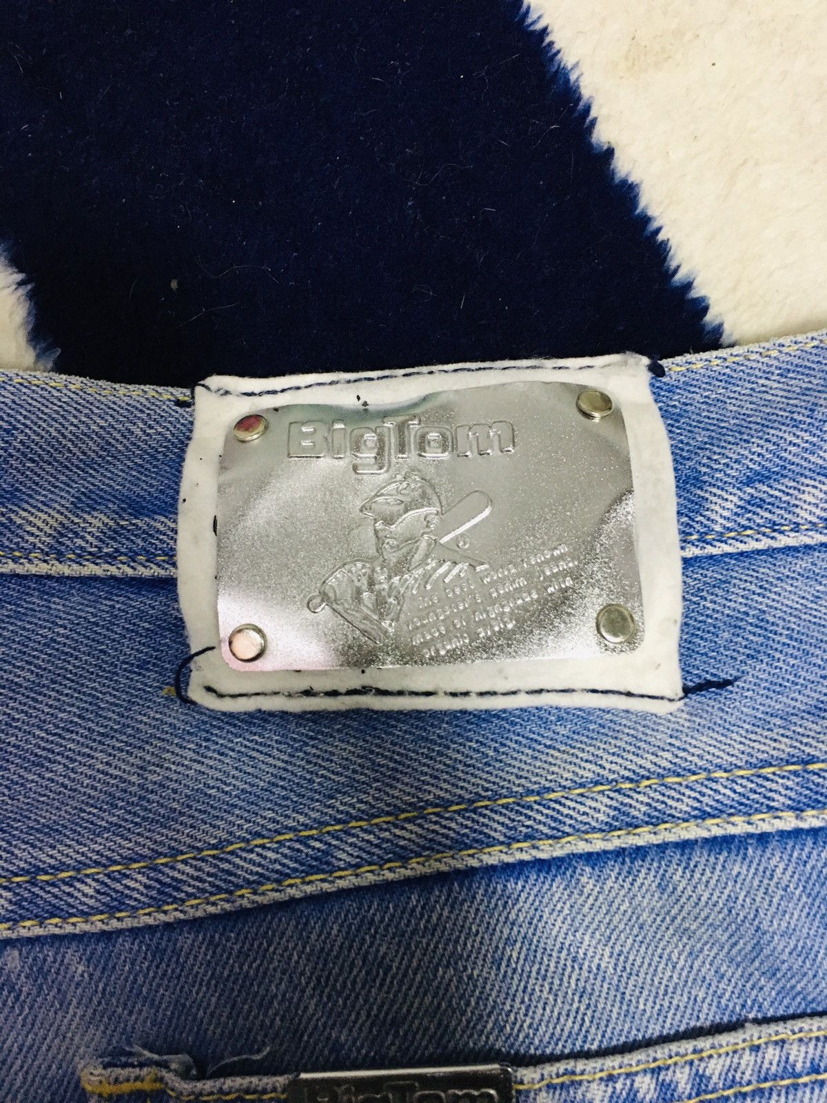 Other Big Tom Distressed Jeans (17) Size US 35 - 19 Thumbnail