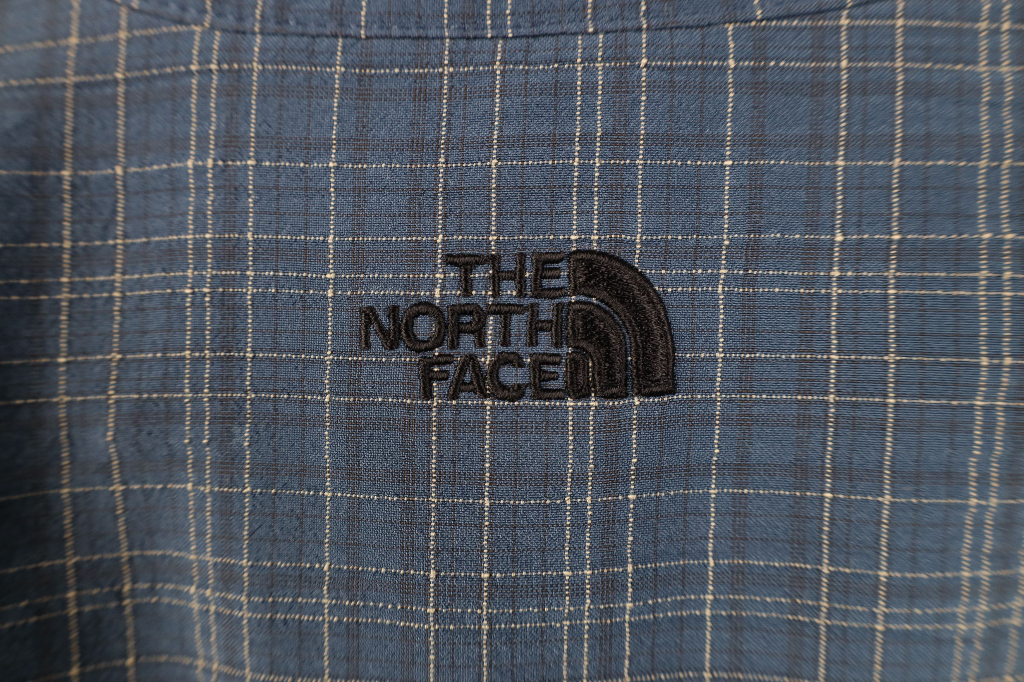 The North Face Vintage The North Face Short Sleeve Button Down Shirt Size US S / EU 44-46 / 1 - 10 Thumbnail
