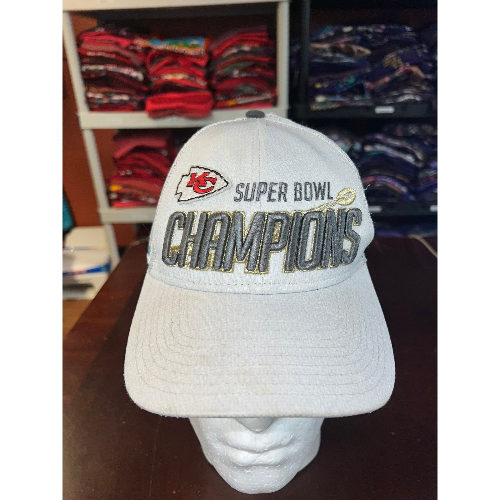 New Era Kansas City Chiefs Hat Super Bowl Champions Cap NFL 2019 Size ONE SIZE - 1 Thumbnail
