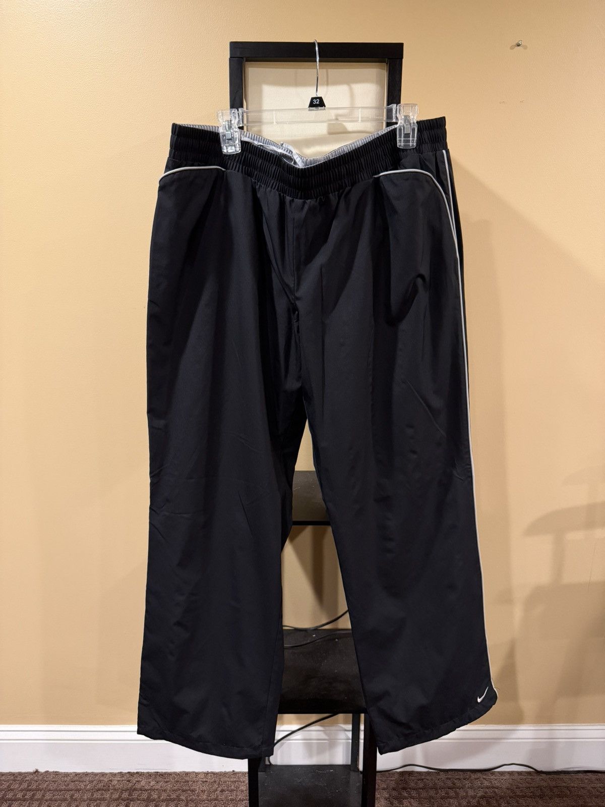 Nike Vintage Nike Track Black Baggy Lined Windbreaker Pants Size US 36 / EU 52 - 6 Thumbnail