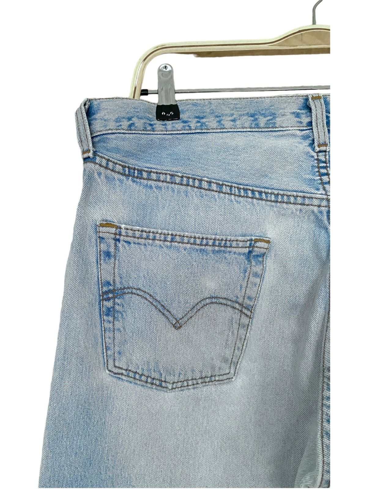 Levi's × Vintage Vintage Brand Levi’s 501 Jeans 1990s Size US 36 / EU 52 - 4 Thumbnail