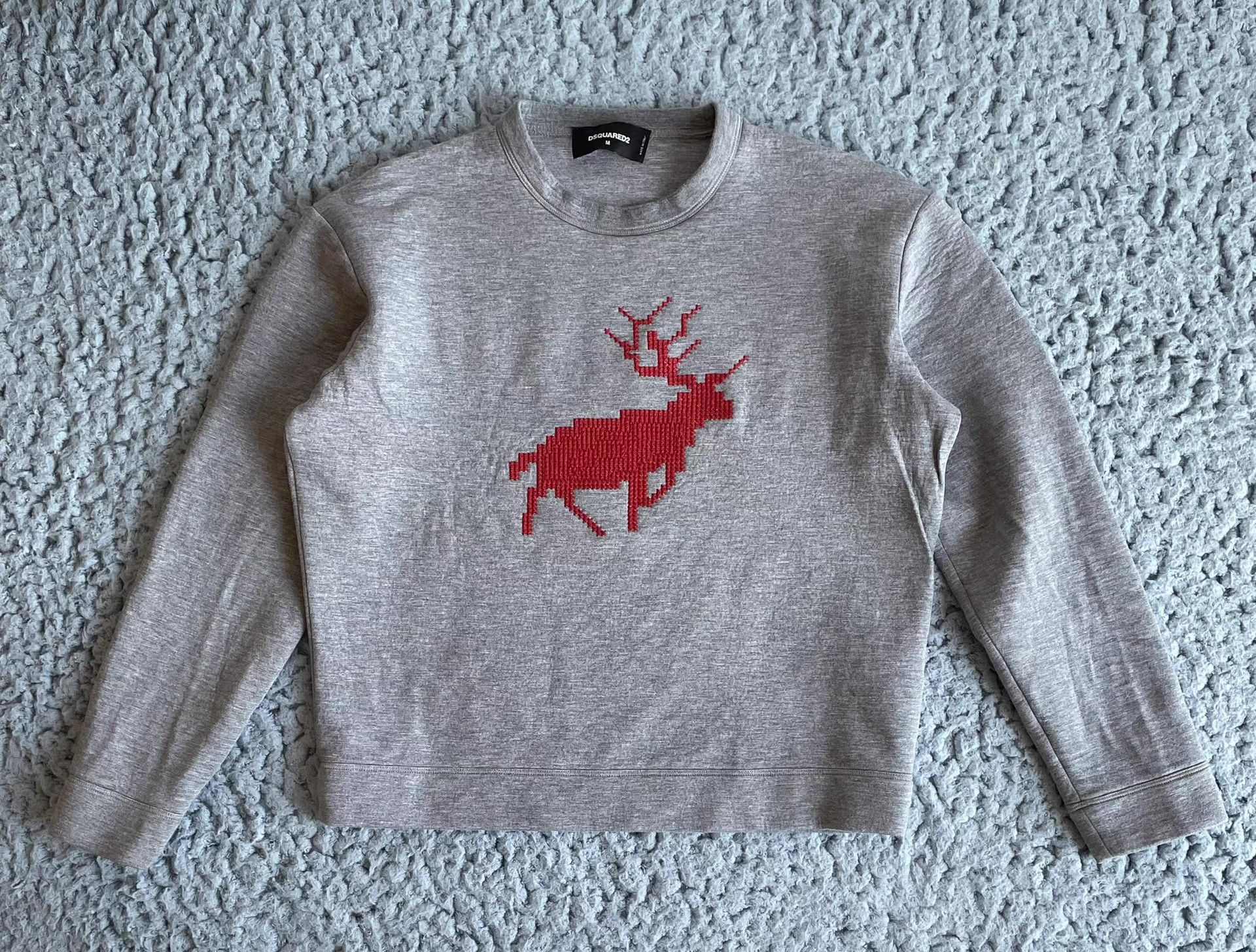 DSQUARED2 Embroidered Deer Sweatshirt Q4