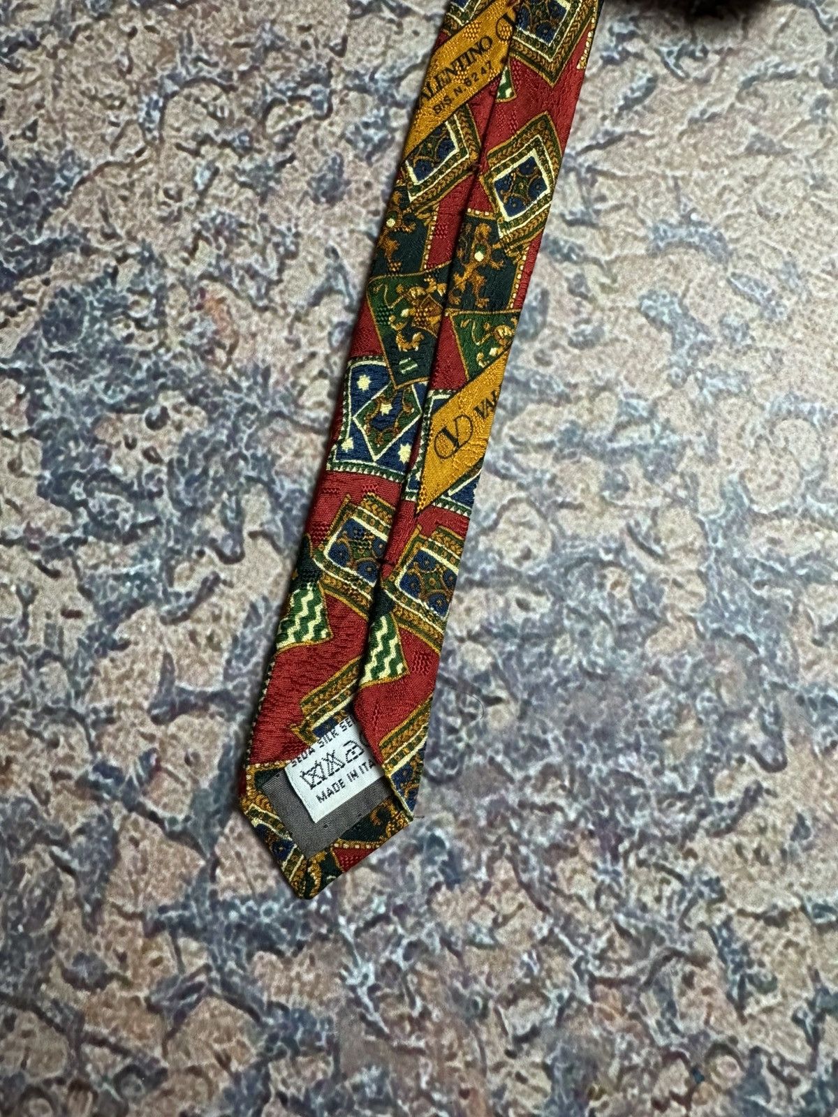 Valentino × Vintage Vintage VALENTINO tie made in Italy🇮🇹 Size ONE SIZE - 6 Thumbnail