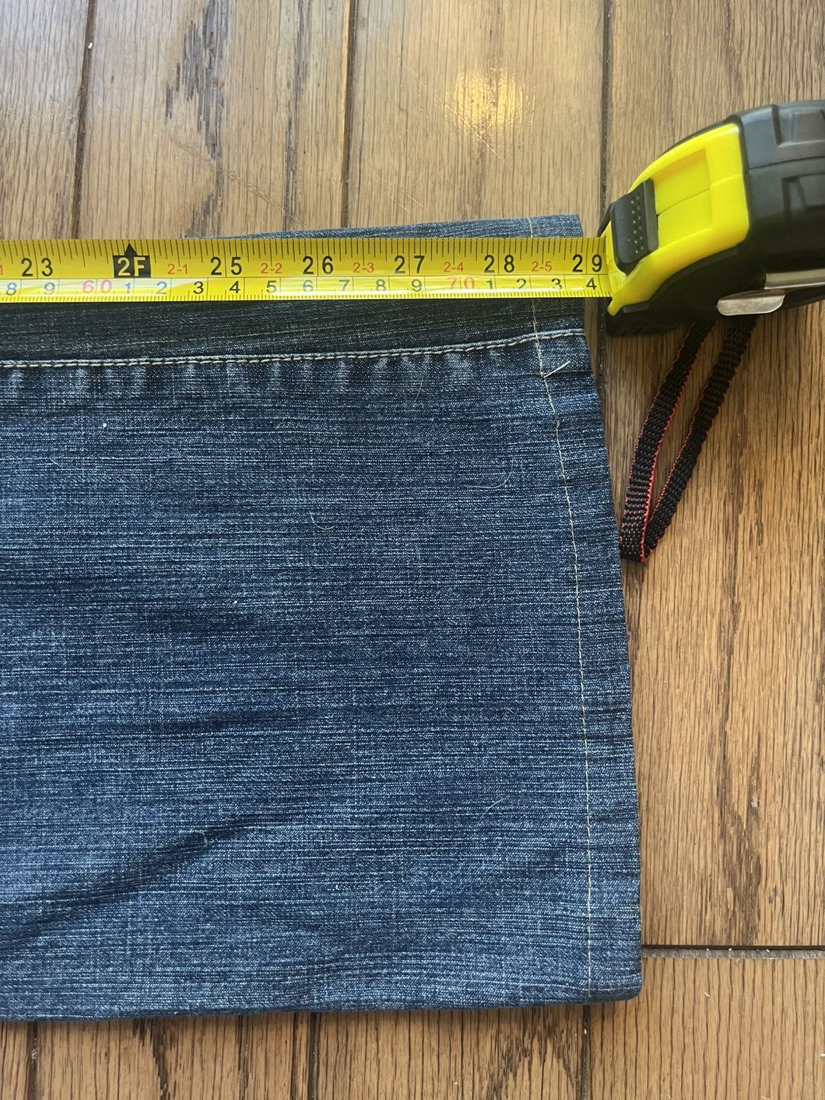 Tommy Jeans Tommy Hilfiger denim flare jeans Size 28" / US 6 / IT 42 - 4 Thumbnail