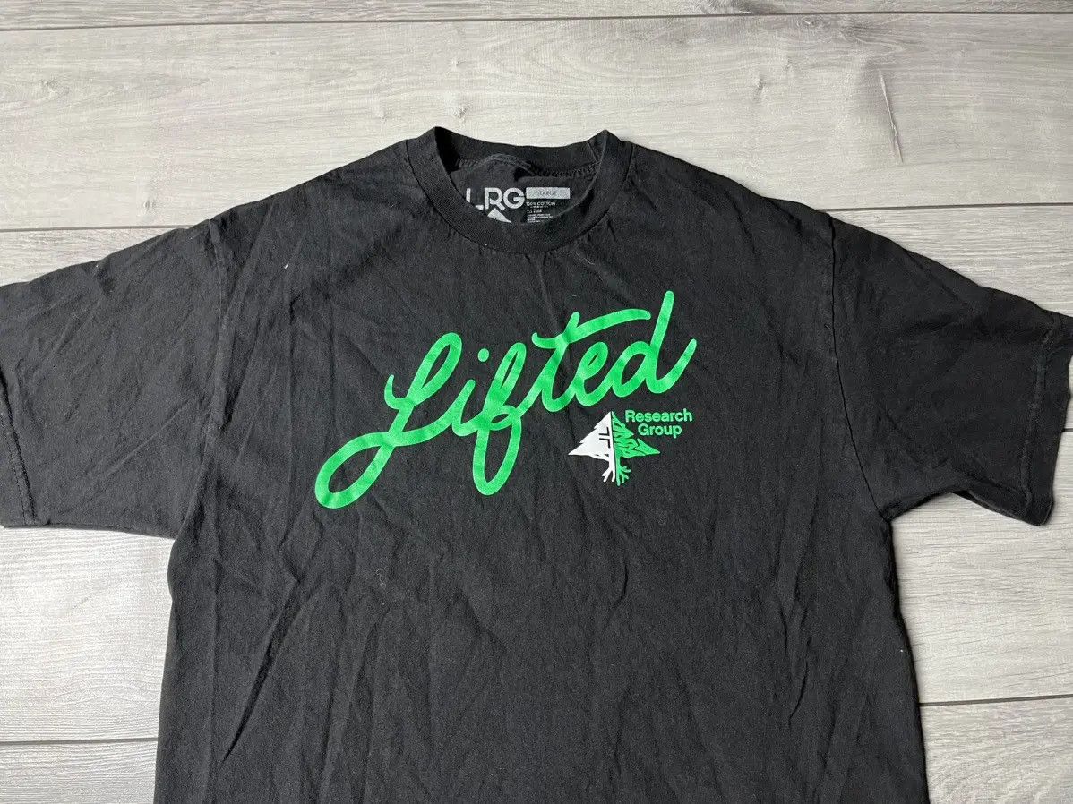 LRG LRG T-shirt vintage lifted size Large Size US L / EU 52-54 / 3 - 3 Thumbnail