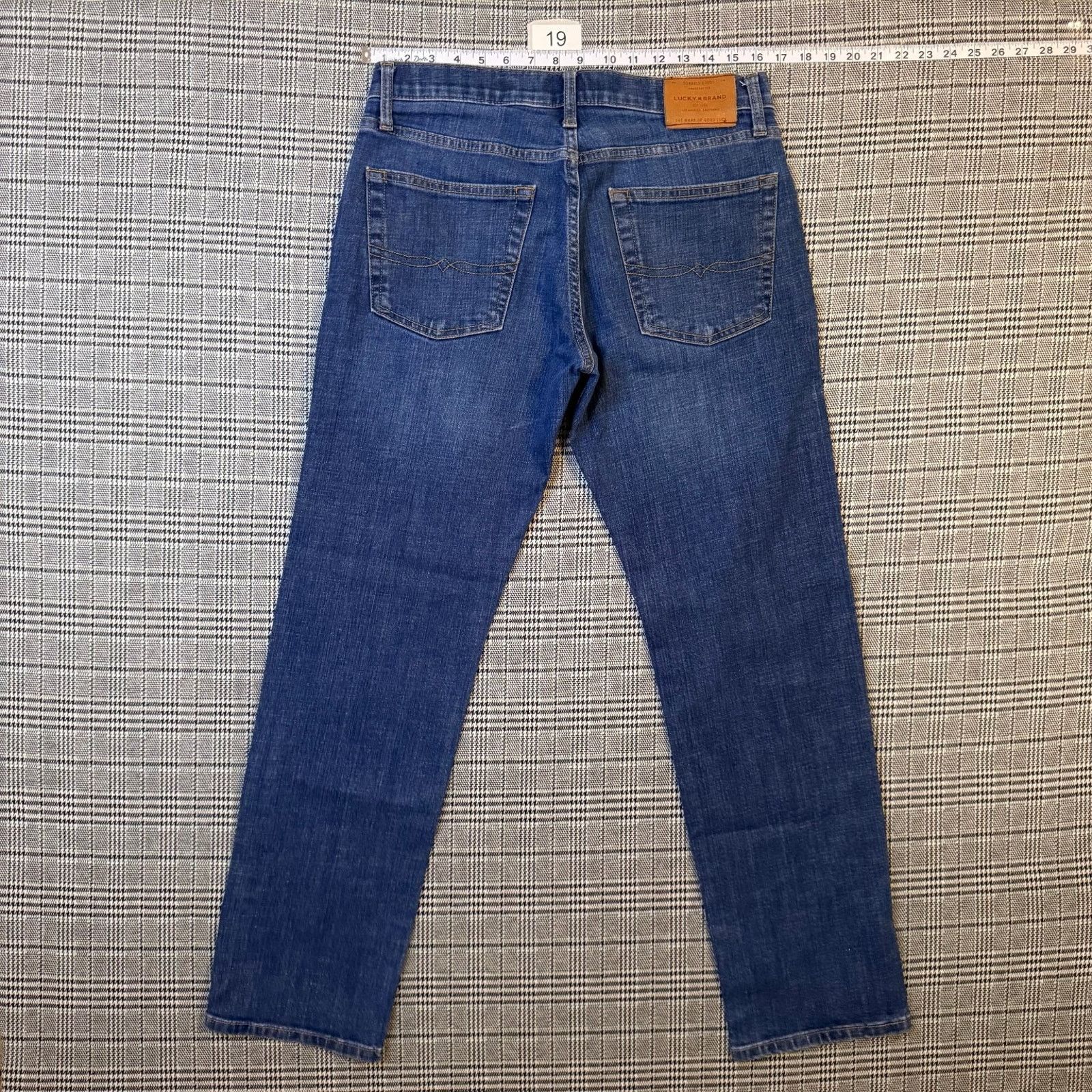 Lucky Brand Lucky Brand Men's Jeans Blue Wash 32x32 Straight Denim Size US 32 / EU 48 - 1 Thumbnail