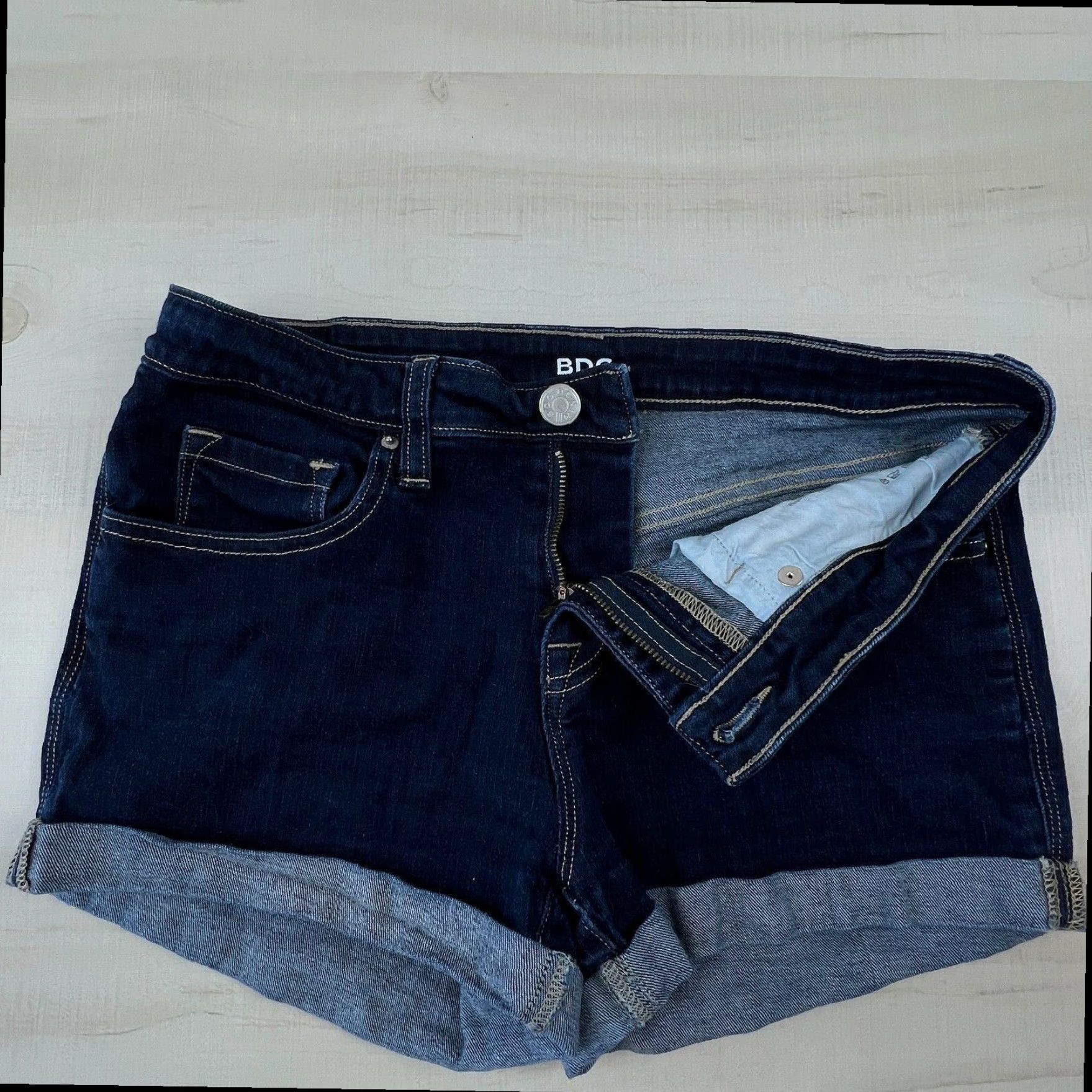 Bdg BDG Blue Denim Shorts Women's 28 Mid Rise Cut Offs Rolled Hem Size 28" / US 6 / IT 42 - 3 Thumbnail