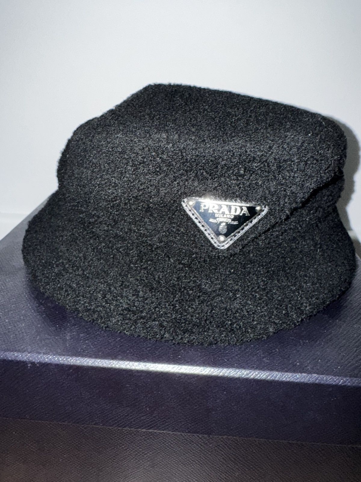 Prada Prada Shearling bucket hat black S Size ONE SIZE - 2 Thumbnail
