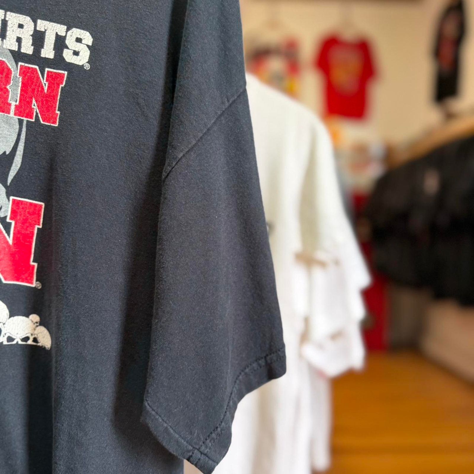 Vintage Vintage Y2K Nebraska Huskers Skull Blackshirts T-Shirt Size US XL / EU 56 / 4 - 5 Thumbnail