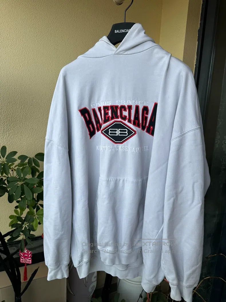 Other Balenciaga Double B Embroidered Sweatshirt Size US XS / EU 42 / 0 - 1 Thumbnail