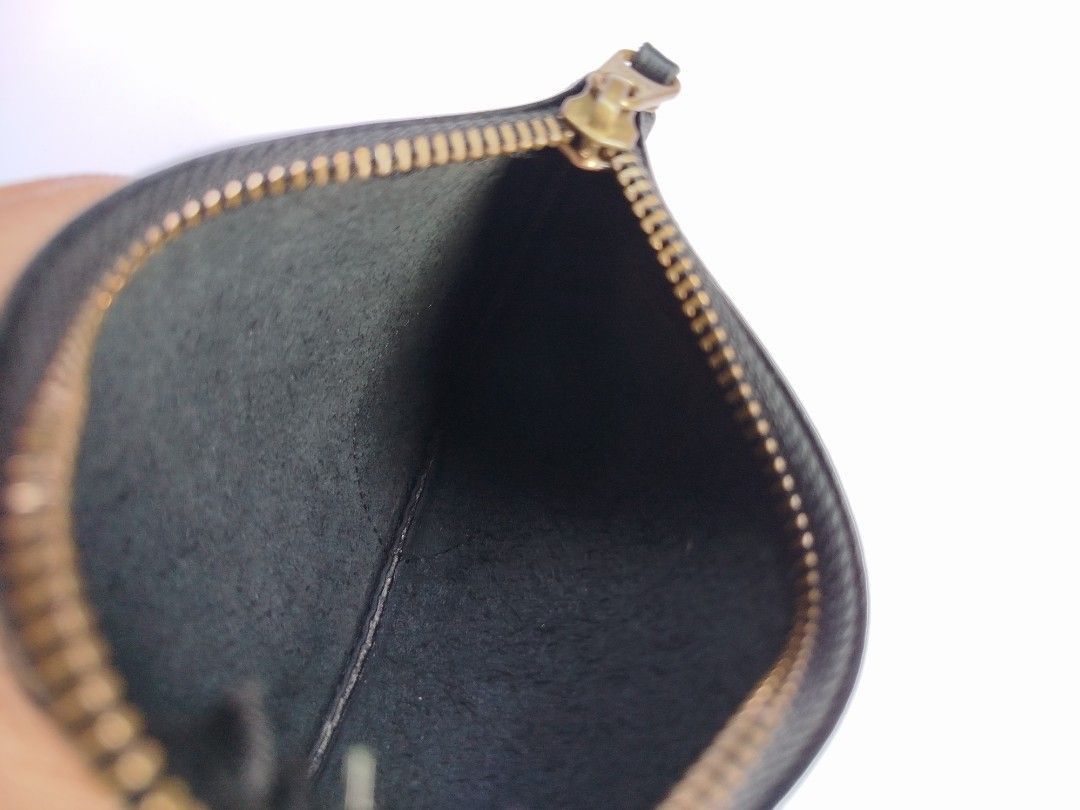 Comme des Garcons Comme des Garçons black leather coin purse/small zip pouch. Size ONE SIZE - 6 Thumbnail