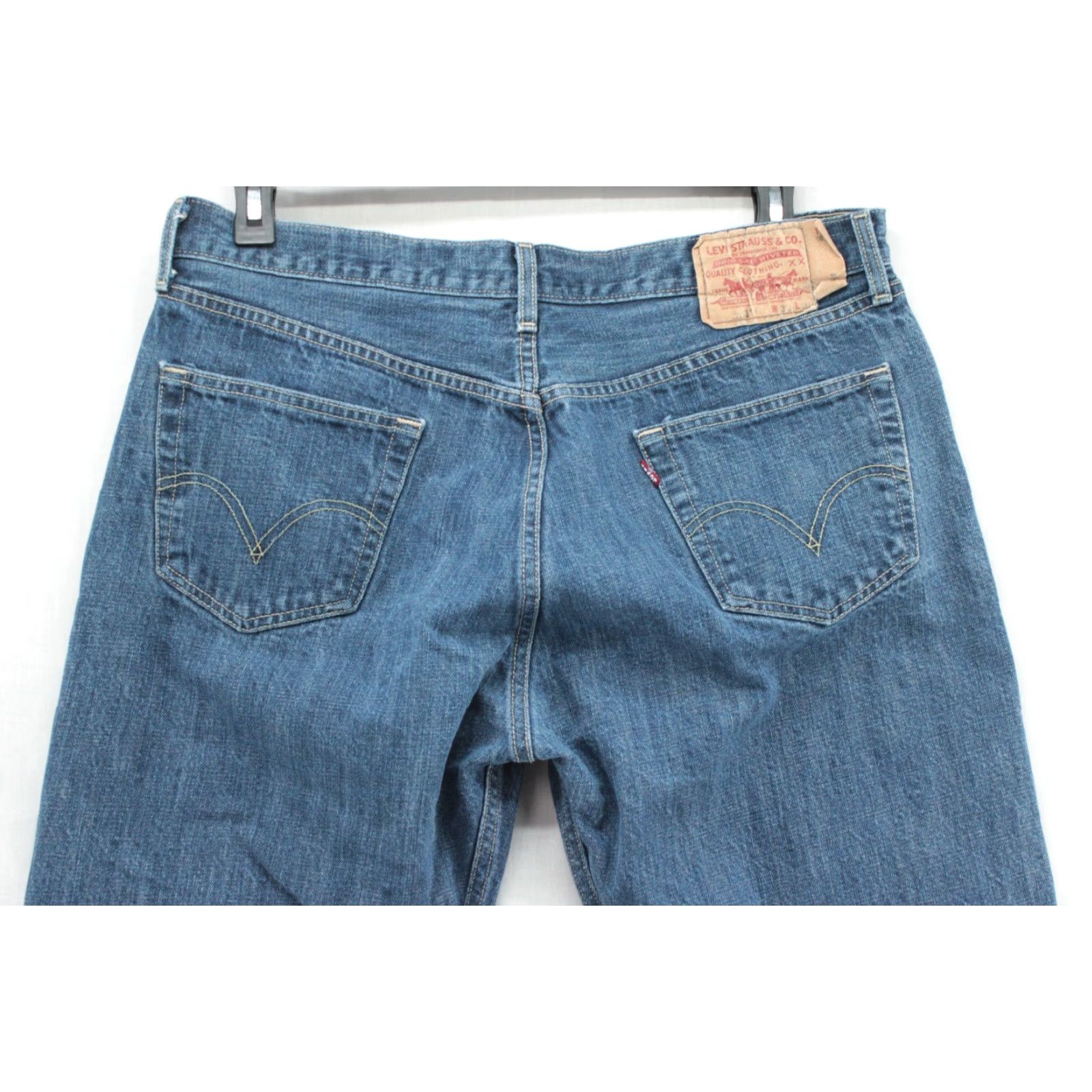 Levi's VINTAGE Levi's 501 Jeans Men 36x28 Blue Denim Straight Button Fly Cowboy 2011 Size US 36 / EU 52 - 6 Thumbnail
