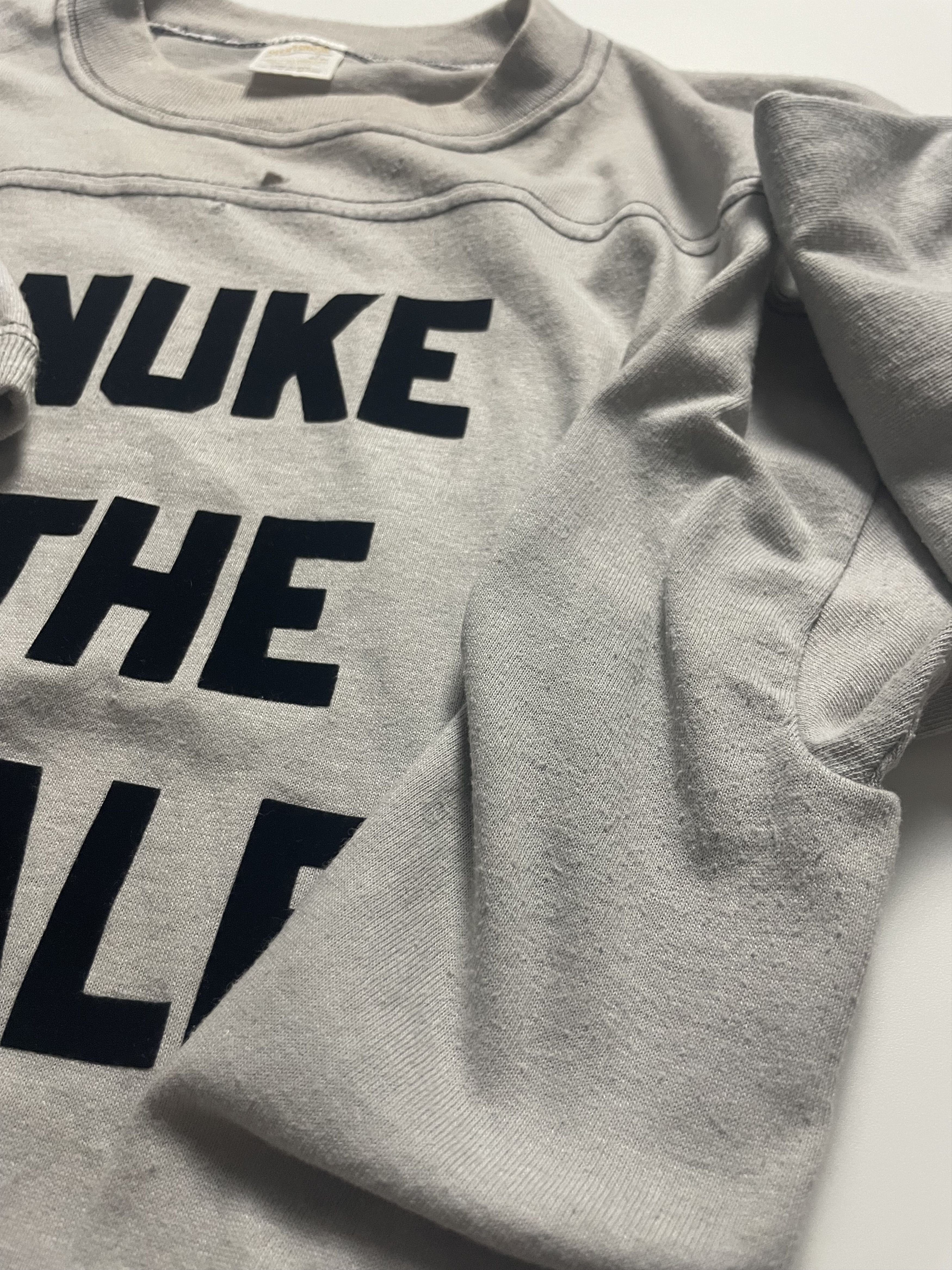 Vintage Vintage Nuke The Whales 80s 90s Statement Shirt Size US M / EU 48-50 / 2 - 7 Thumbnail