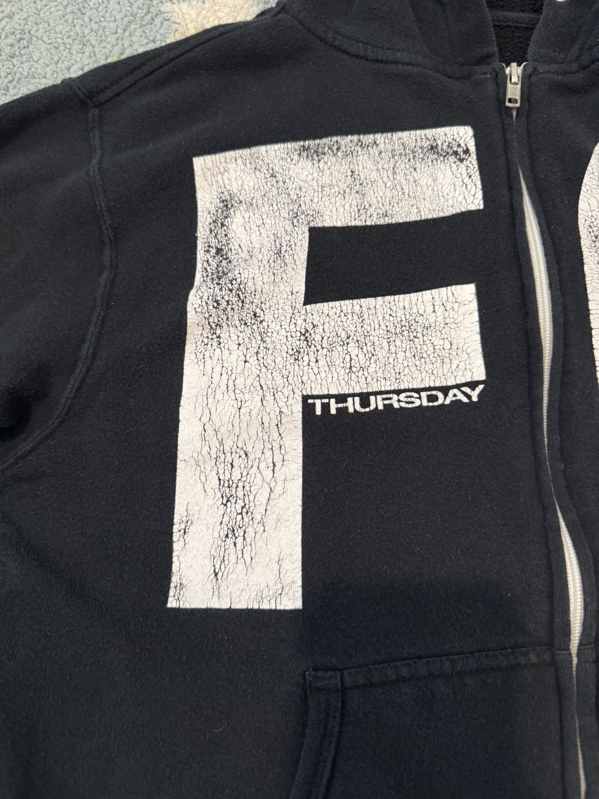 Vintage Vintage Thursday Band Hoodie Full Collapse Emo Hardcore Size US M / EU 48-50 / 2 - 3 Thumbnail
