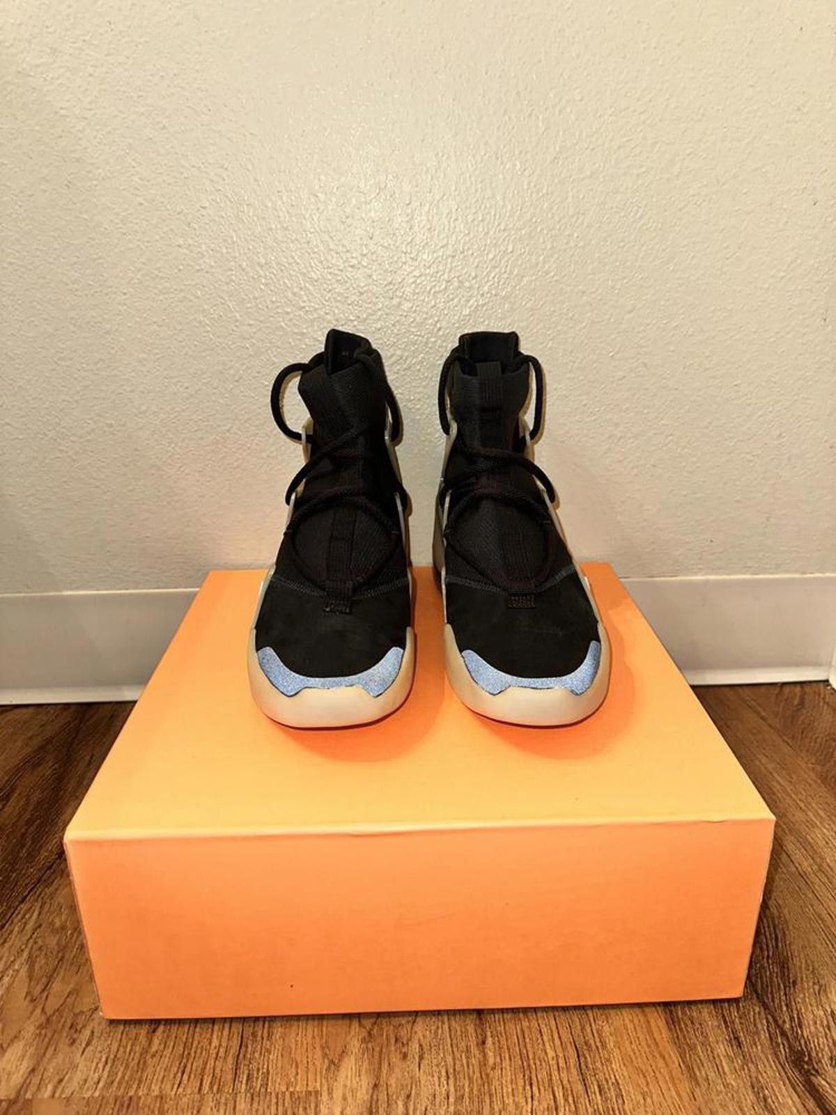 Nike Air Fear of God 1 String Off-Noir Friends & Family Size US 15 / EU 48 - 4 Thumbnail