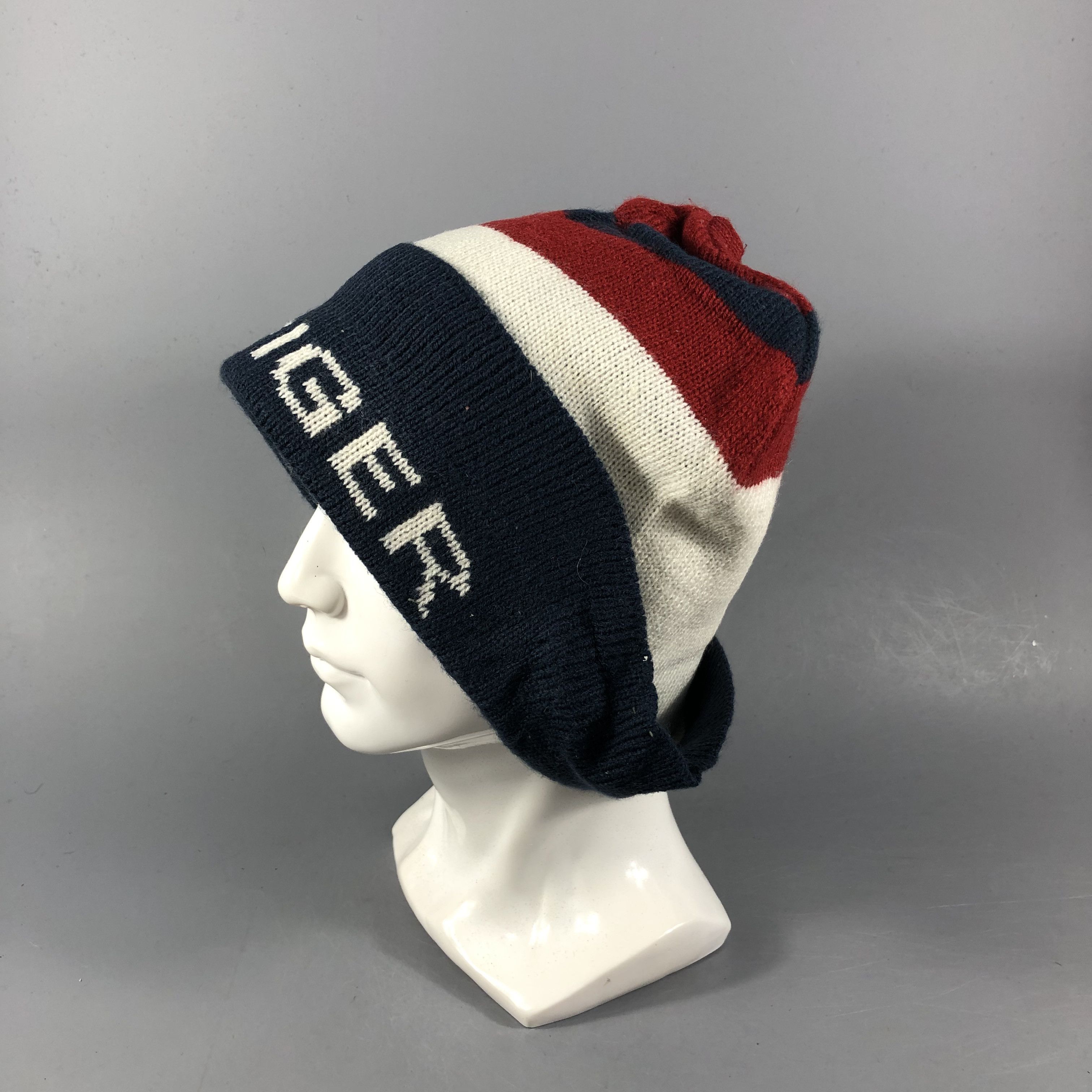 Tommy Hilfiger Hilfiger Spell Out Beanie Snowcap Snow Hat B895 Size ONE SIZE - 2 Thumbnail