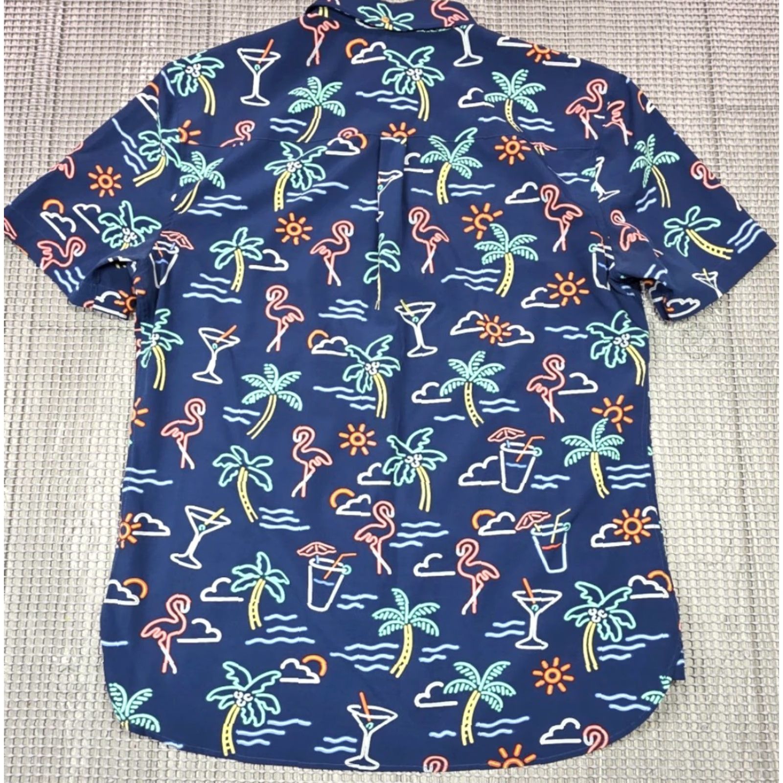 Chubbies Chubbies The Nutter Popover Shirt Mens L Blue Casual Polo 90s Beach Hawaii Novelty Art Colorful USA Size US L / EU 52-54 / 3 - 6 Thumbnail