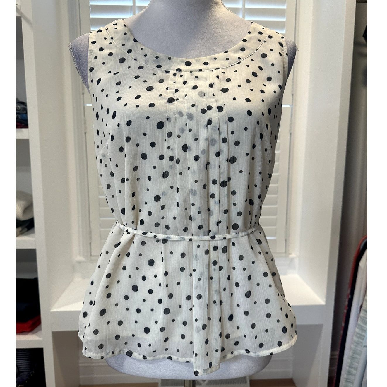 Other Menora Cream Black Polka Dot Sleeveless Belted Blouse S Size S / US 4 / IT 40 - 1 Thumbnail