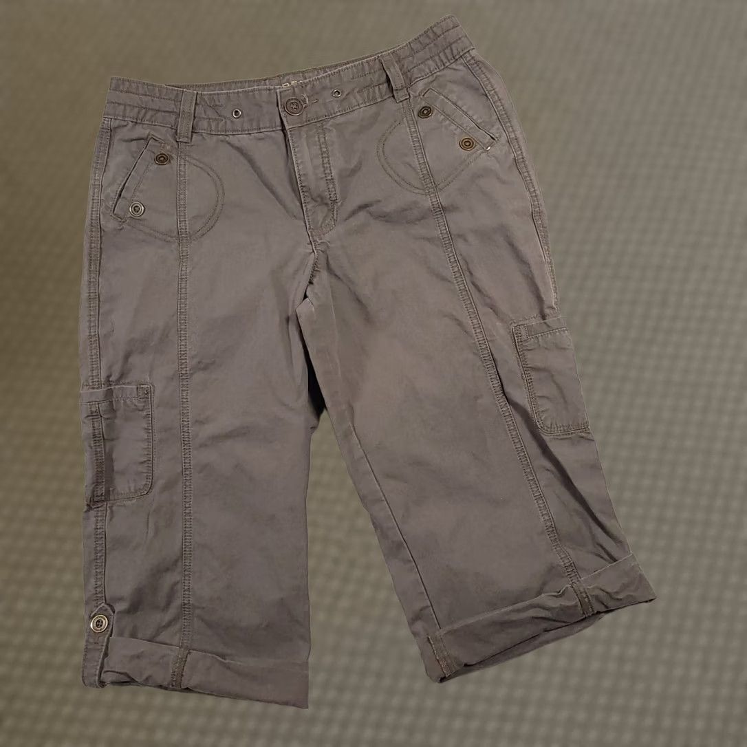 Lee Lee Riders Copper Cropped Cargo Capri Pants Women's 9/10 M Brown Outdoors - Cotton, Khaki? No, Brown Outdoors Size 30" / US 8 / IT 44 - 1 Thumbnail