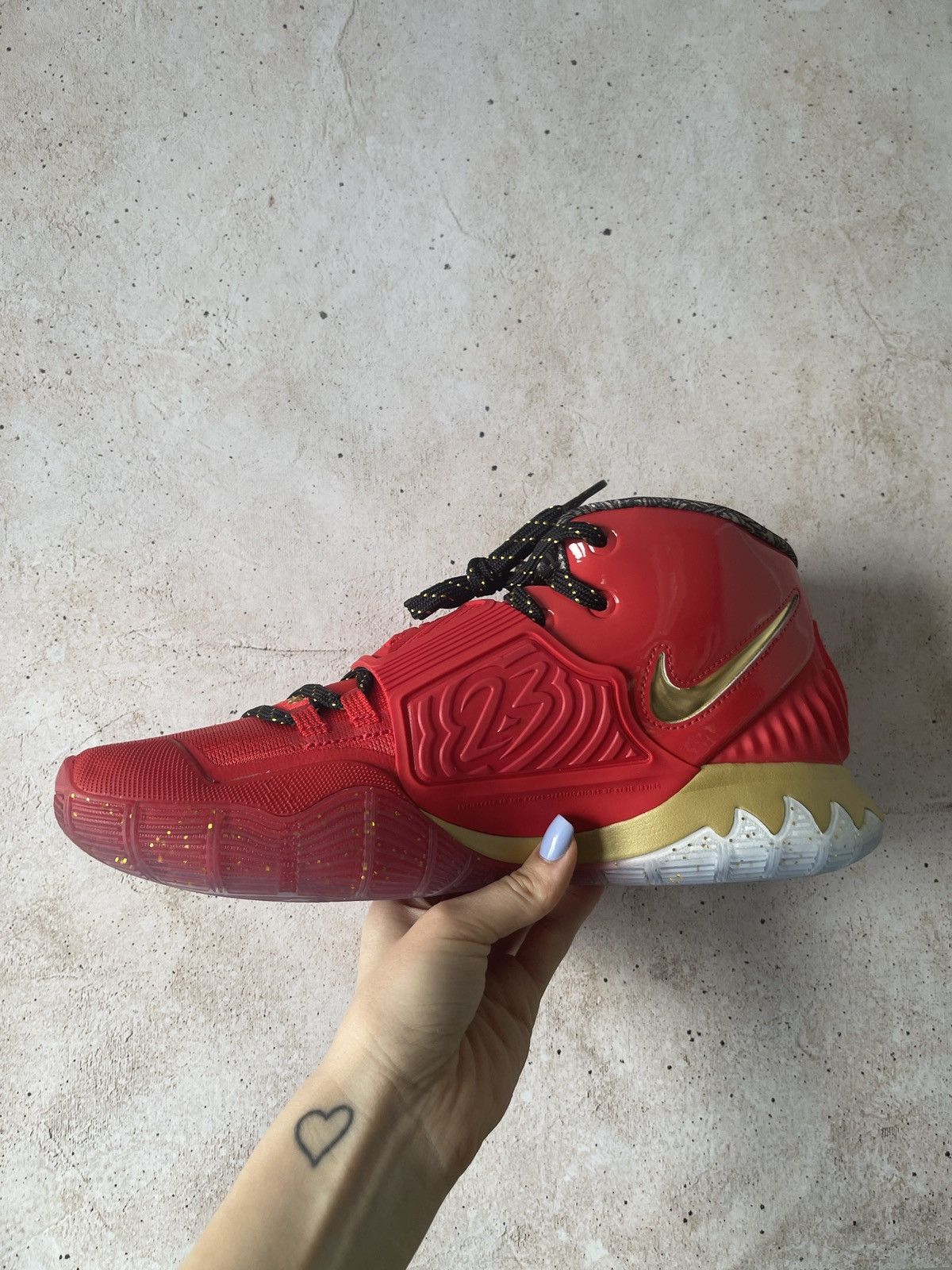 Nike Nike Air Kyrie 6 Trophies Sneakers Jordan KD Size US 10 / EU 43 - 2 Thumbnail