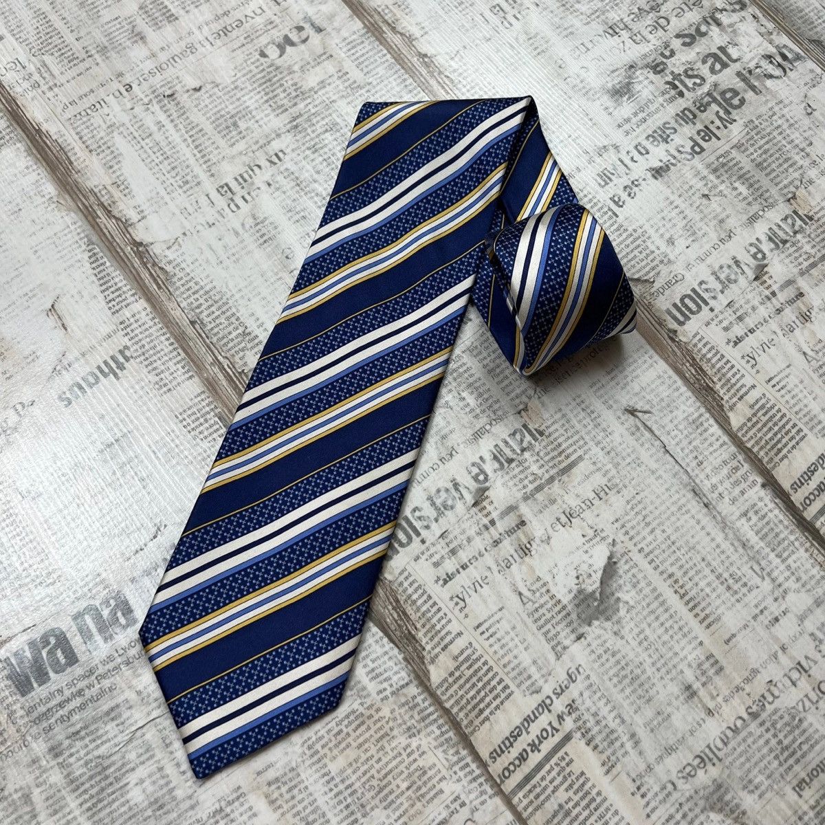 Zilli Zilli tie | Grailed