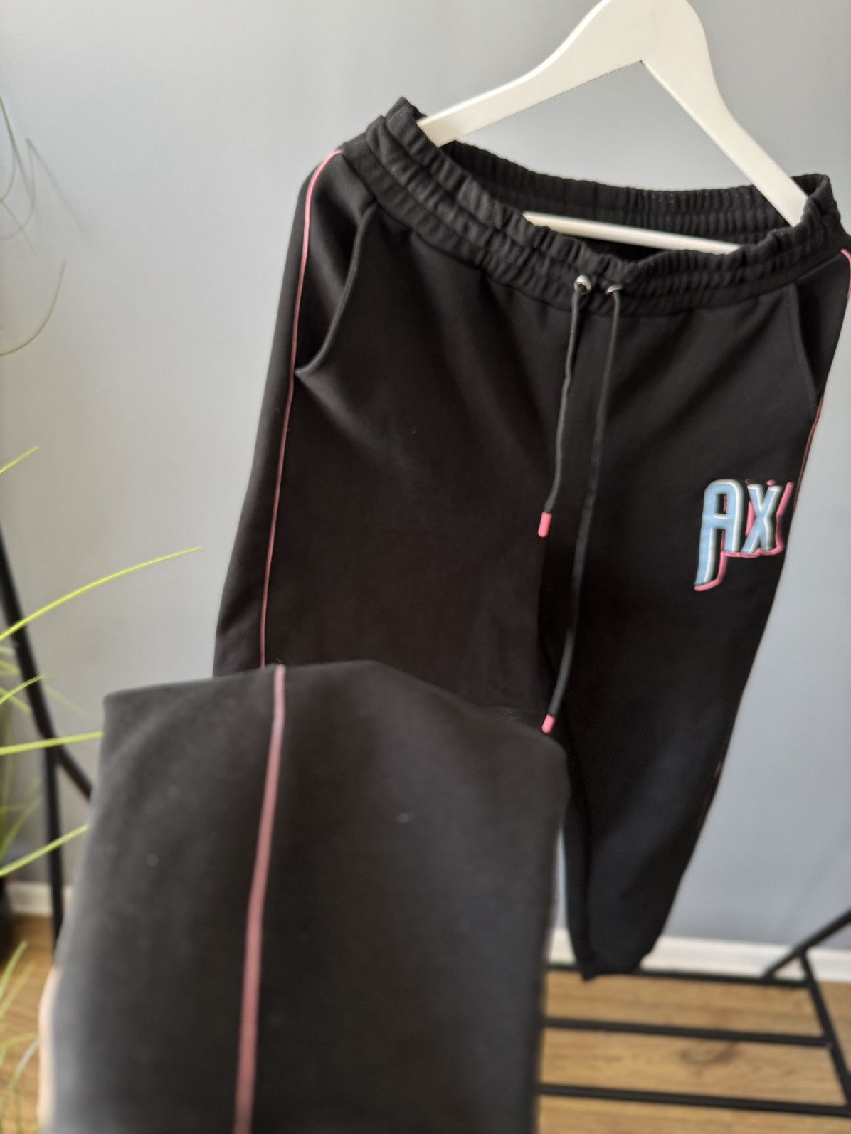 Armani Exchange Armani exchange joggers Size US 35 - 3 Thumbnail