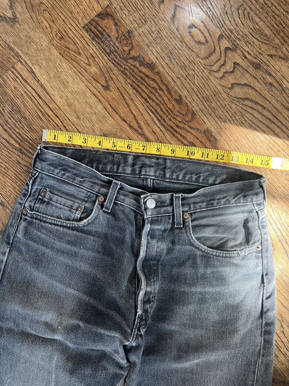 Levi's Vintage 90s Levi's 501 Faded Black Distressed Jeans 30x32 Size US 30 / EU 46 - 8 Thumbnail