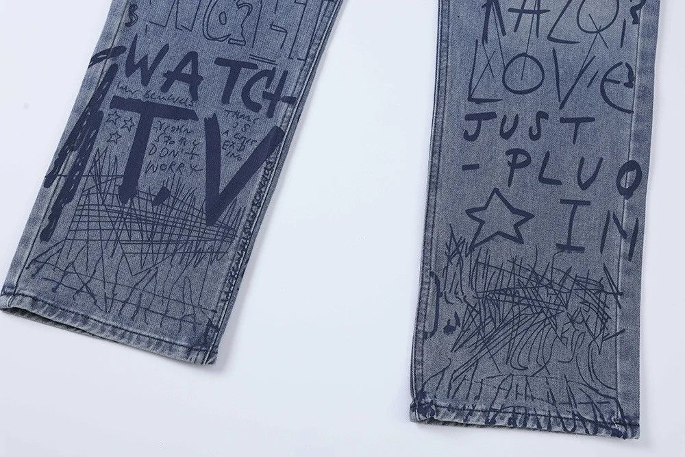Japanese Brand × Vintage Buggy jeans for men and women with graffiti print y2k Size US 34 / EU 50 - 16 Thumbnail