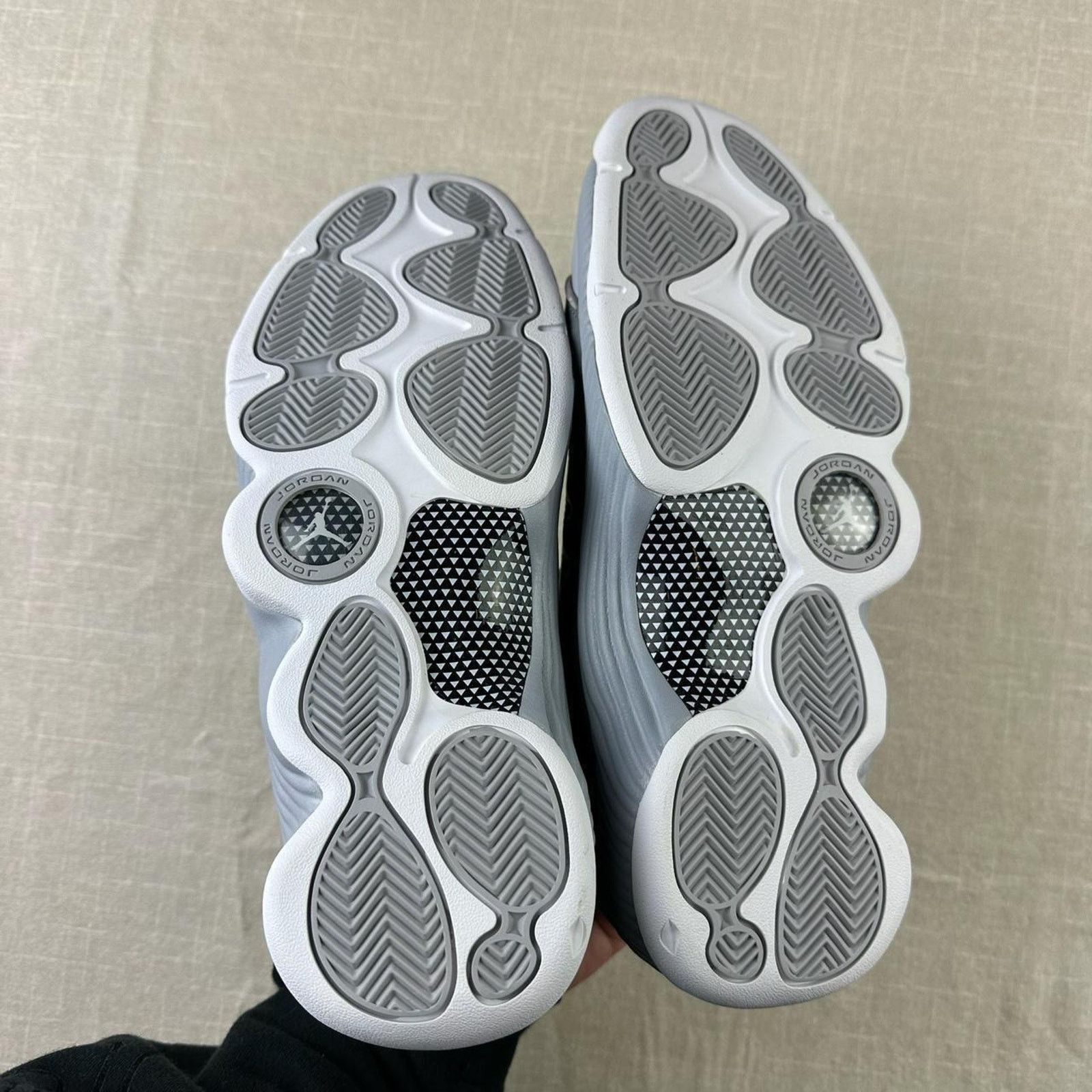 Jordan Brand 2016 Jordan Jumpman Team 2 “Cool Grey" Men 13 Size US 13 / EU 46 - 6 Thumbnail