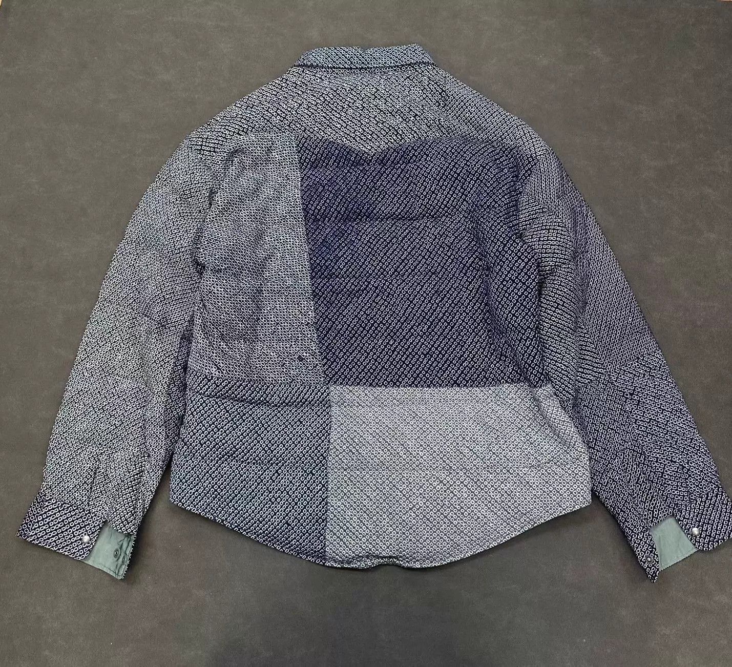 Visvim VISVIM Kerchief Down JKT 23AW Ginza Shibori White Down 3 New Size US L / EU 52-54 / 3 - 2 Thumbnail