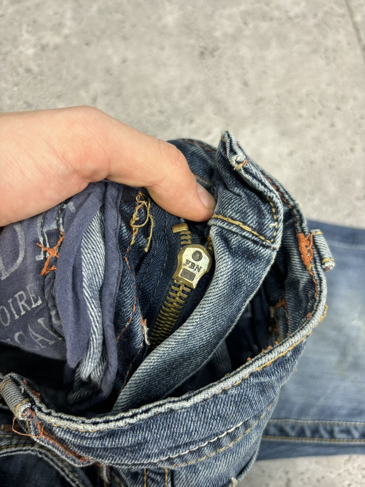Affliction × Japanese Brand × Vintage Y2K Affliction 2000s Denim Shorts Faded Distressed Cross Size US 32 / EU 48 - 9 Thumbnail
