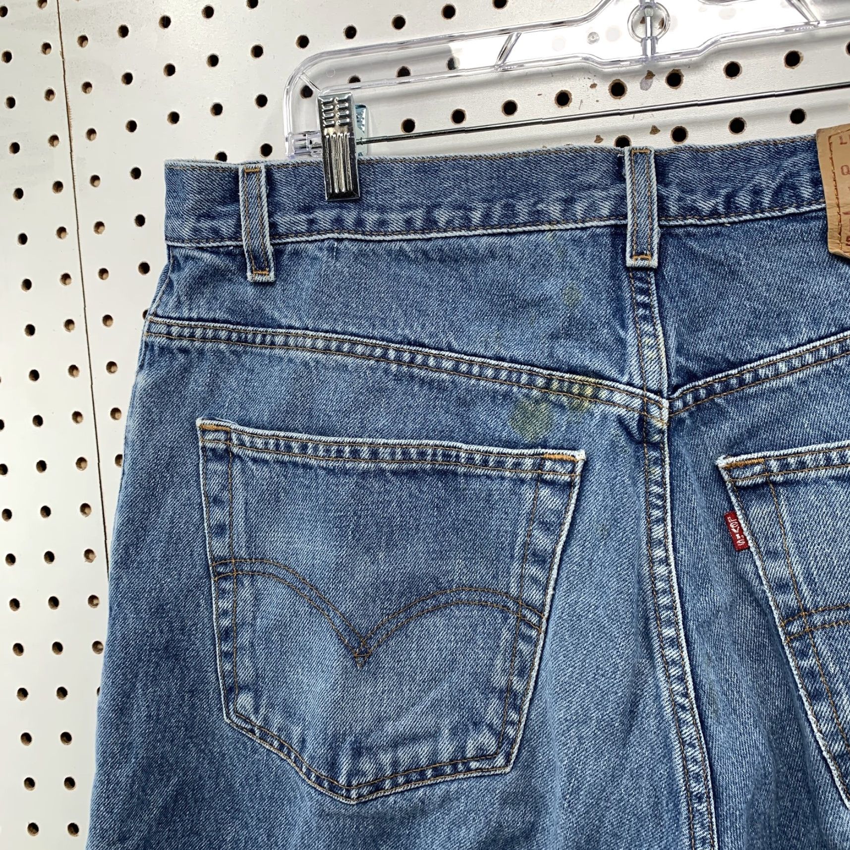Levi's VINTAGE Levi's 560 Jeans – Denim – Men – Size 38 – 36x35 Loose Tapered – Blue – 5-Pocket – Regular Inseam – Relaxed Fit - Mens Size US 38 / EU 54 - 6 Thumbnail