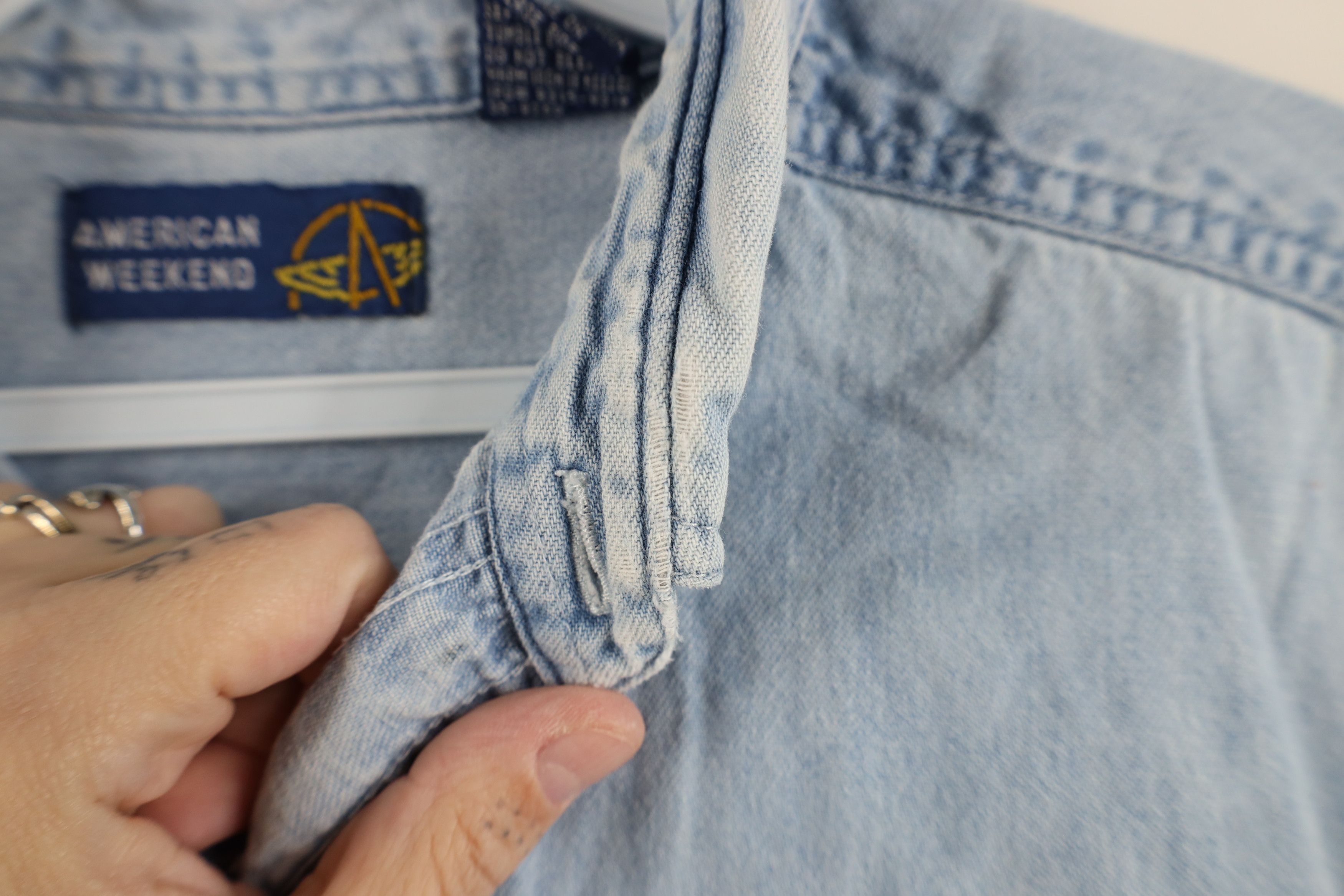 Vintage Vintage 90s Streetwear Denim Jean Collared Button Down Shirt Size US S / EU 44-46 / 1 - 8 Thumbnail