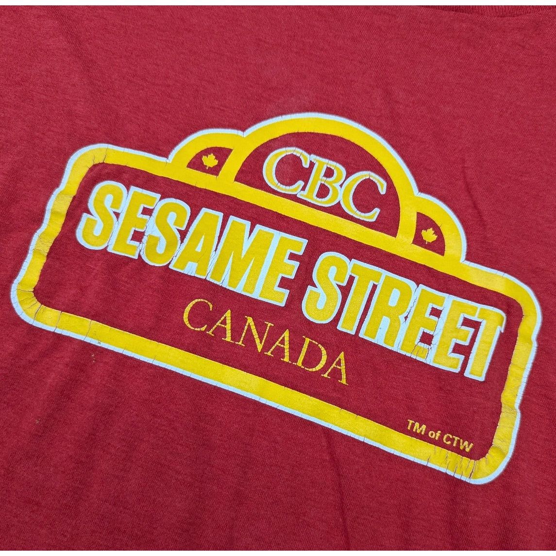 Vintage Vintage 80s Sesame Street Canada CBC TV promo t-shirt Size US M / EU 48-50 / 2 - 2 Thumbnail