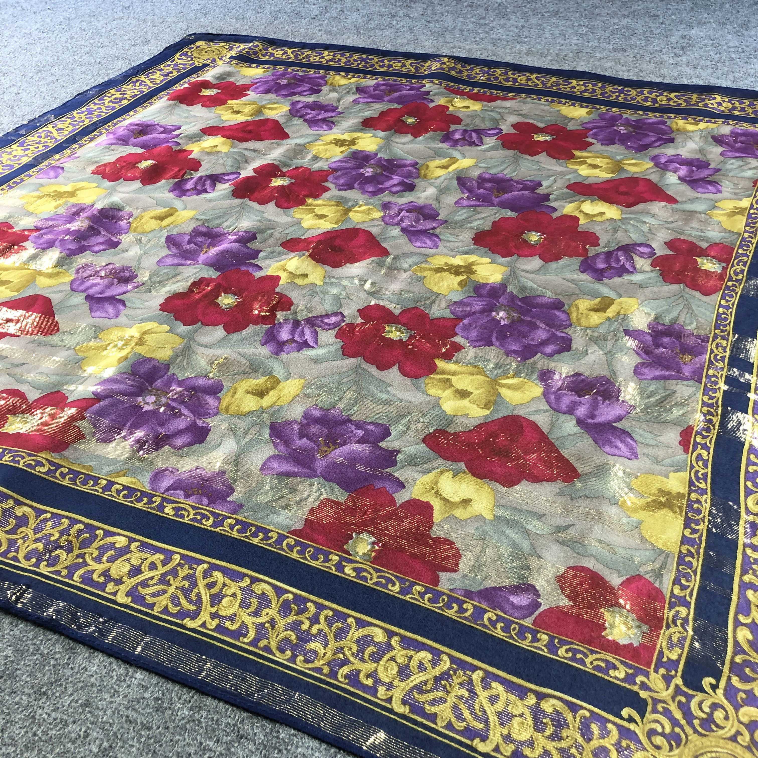 Vintage Vintage Luxury Paisley Hand Rolled Silk Scarf M1297 Size ONE SIZE - 3 Thumbnail