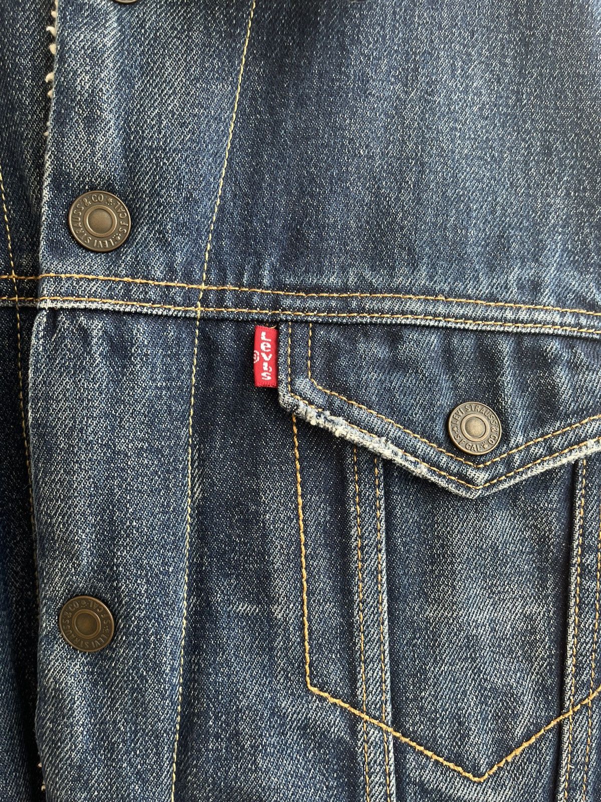 Levi's Levis Type 3 III Sherpa Trucker Washed Blue Denim Jacket Size US L / EU 52-54 / 3 - 23 Thumbnail