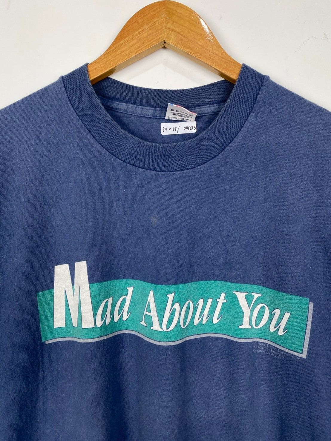 Vintage Vintage Mad About You Tv-Series Promo T-Shirts DO1255 Size US XL / EU 56 / 4 - 1 Thumbnail