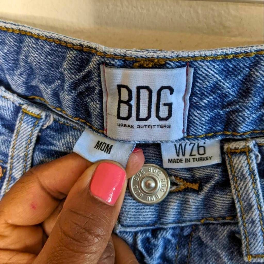 Bdg BDG Urban Outfitters Mom Jeans W26 High Rise 100% Cotton Med Size 26" / US 2 / IT 38 - 3 Thumbnail