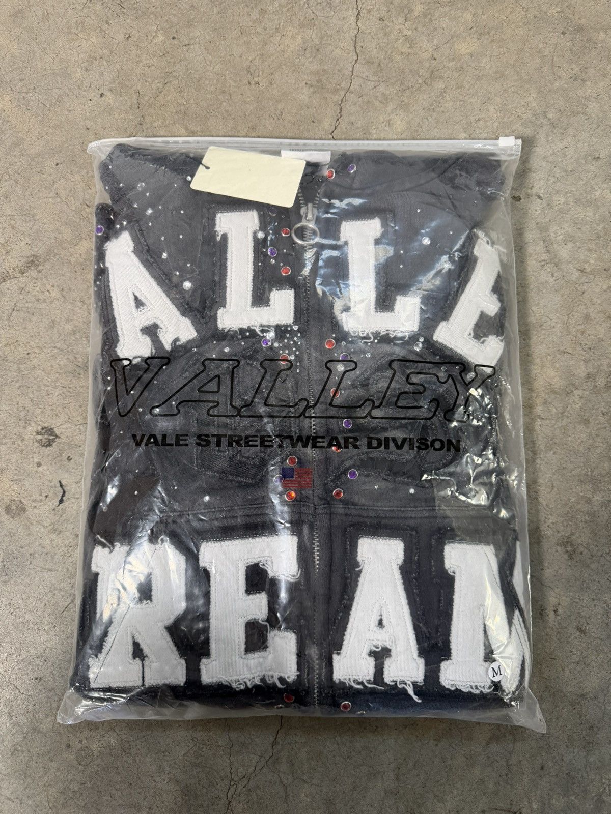 Vale Vale Forever Classico Zip Up 'Black' Size US M / EU 48-50 / 2 - 7 Thumbnail