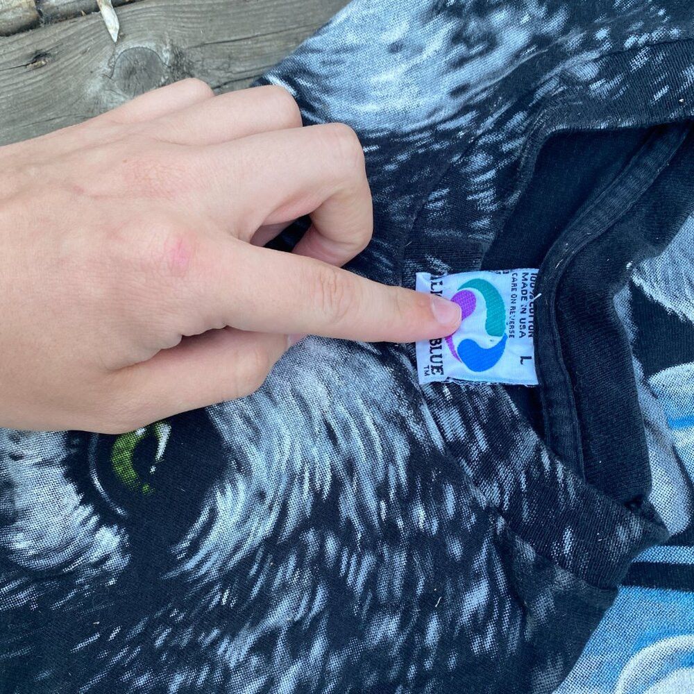 Liquid Blue × Vintage Vintage 1995 Liquid Blue T Shirt AOP Large John Connell Wolf Size US L / EU 52-54 / 3 - 9 Thumbnail