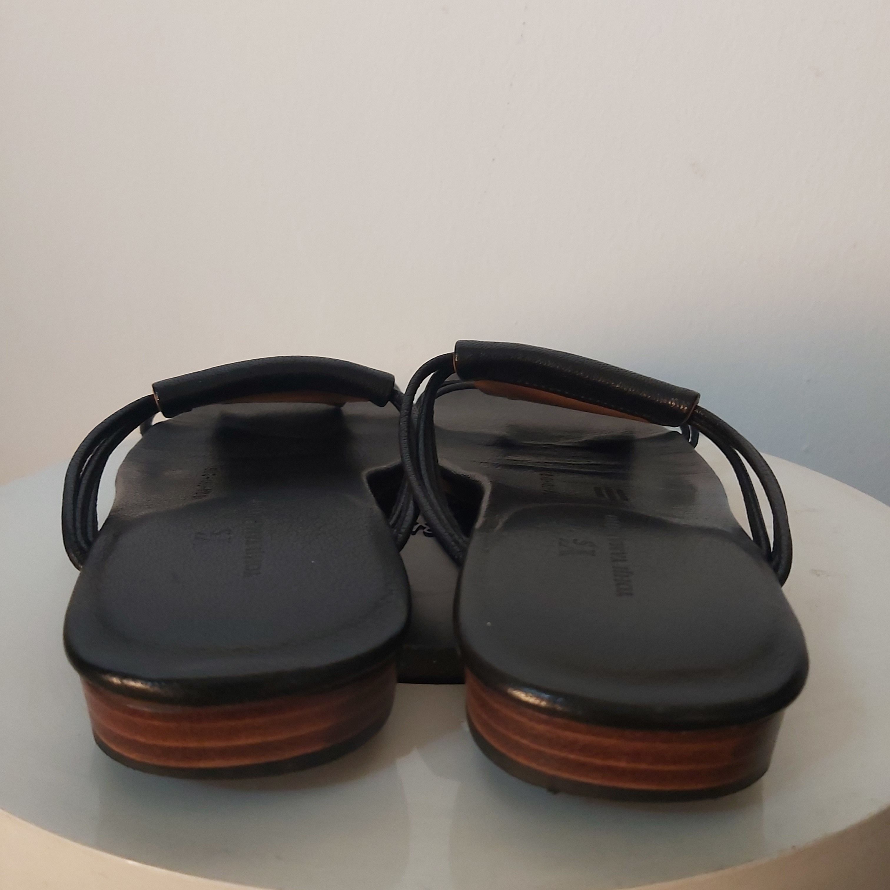 Y's × Yohji Yamamoto Y's Yohji Yamamoto ladies leather sandals black size 9 Size US 9 / IT 39 - 9 Thumbnail