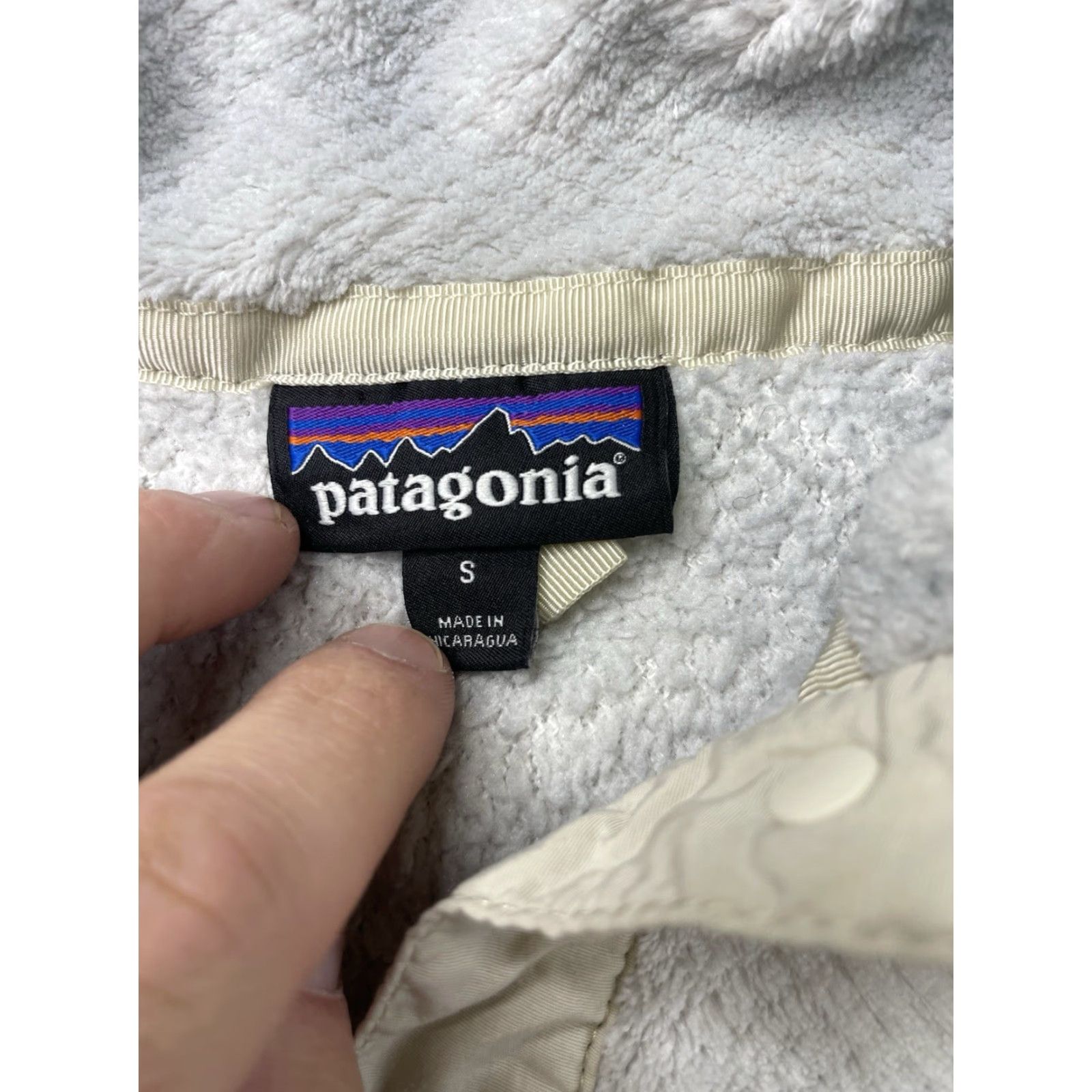Patagonia Patagonia Fleece Snap-T Jacket Womens Small White Beige Polartec 25442 Size S / US 4 / IT 40 - 3 Thumbnail