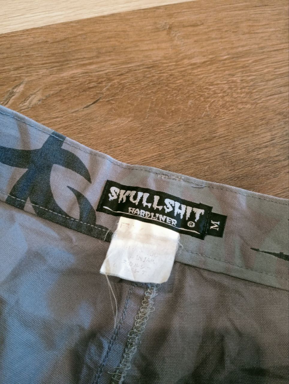Japanese Brand VINTAGE SKULLSHIT JAPAN TRIBAL CAMO CARGO PANTS Size US 29 - 7 Thumbnail