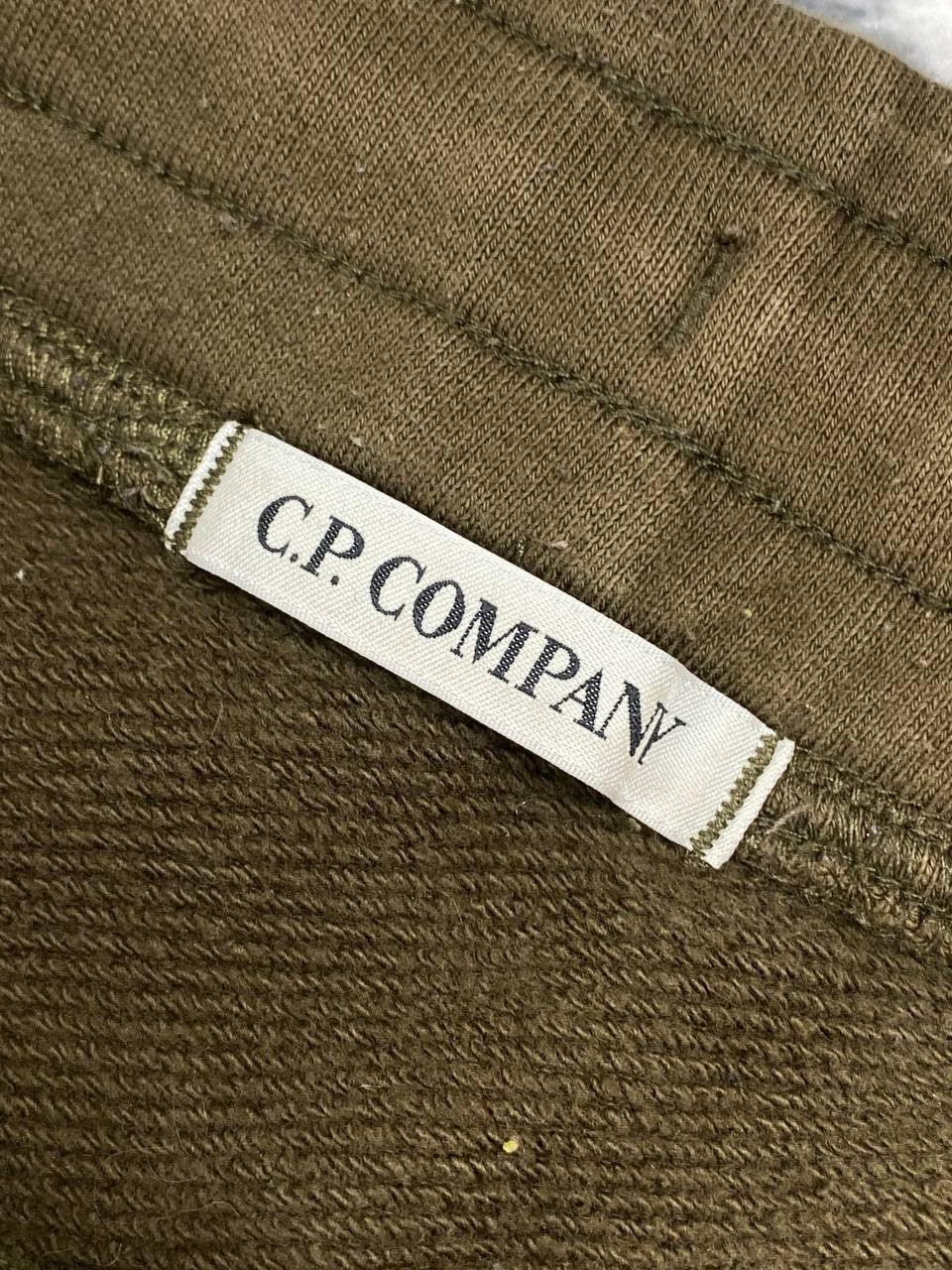 C.P. Company CP Company Diagonal Raised Fleece Lens Pocket Sweatpants Size US 36 / EU 52 - 7 Thumbnail